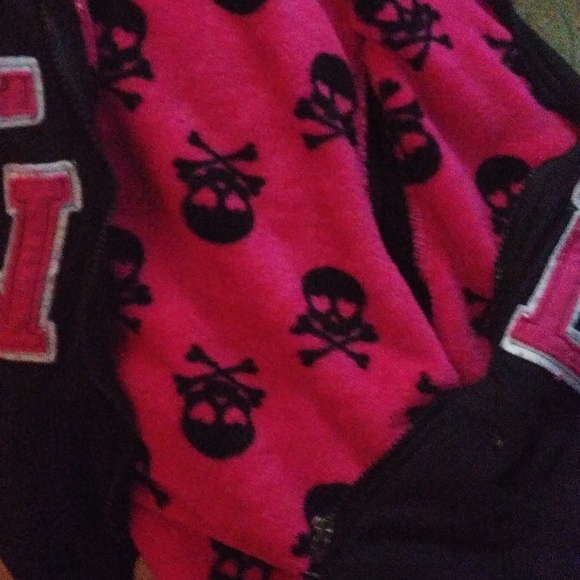 Jacket - Picture 3 of 3